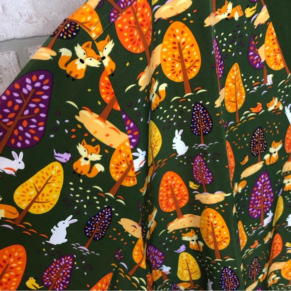 NWT Maevn Prints Fall Animal print short sleeve scrub top size 5X - Picture 2 of 7